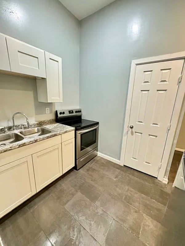 Foto del edificio - 229 S 6th St