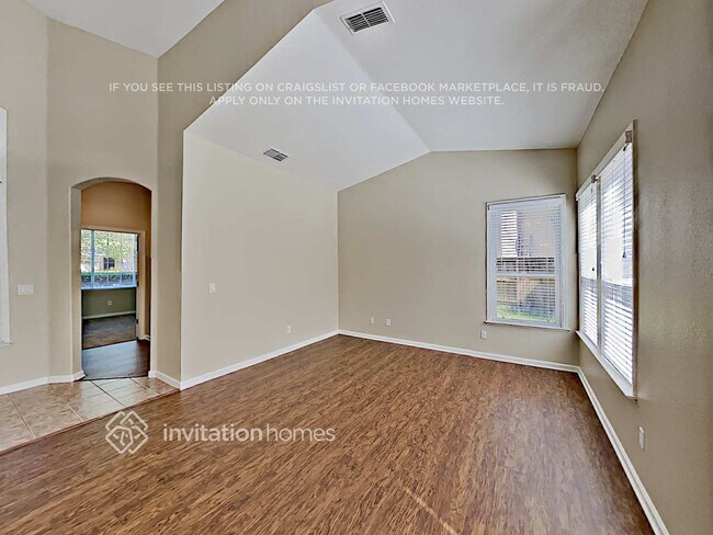 Foto del edificio - 4325 Lafayette Dr