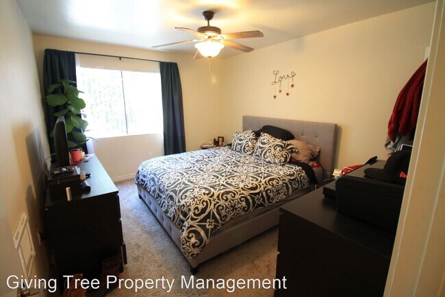 Building Photo - 13303 Rancho Penasquitos Blvd