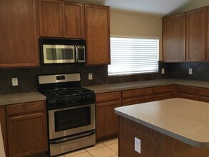 Building Photo - 16623 Grenada Falls Dr