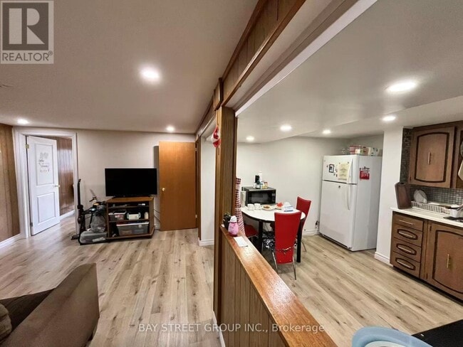 Building Photo - 116 Apache Trail