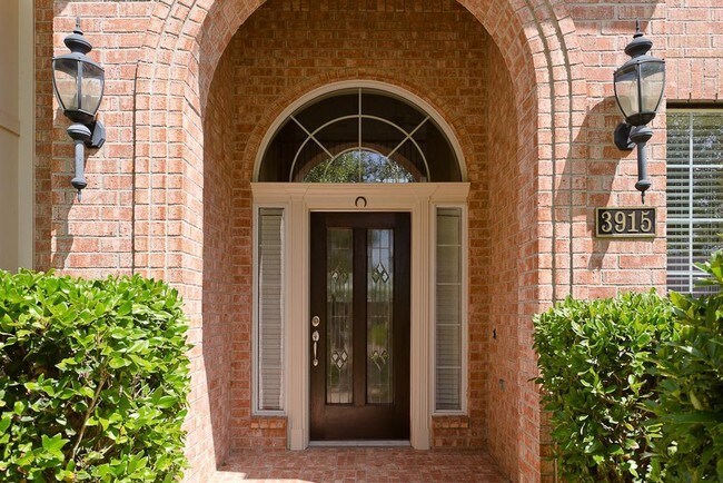 Foto del edificio - 3915 Fields Crossing Ln