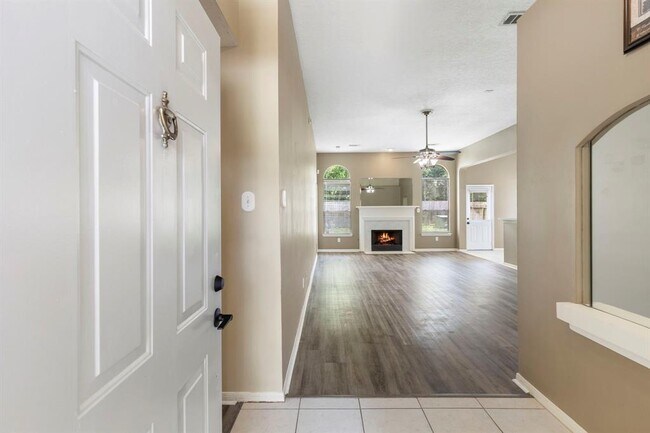 Building Photo - 31206 Baker Lake Dr