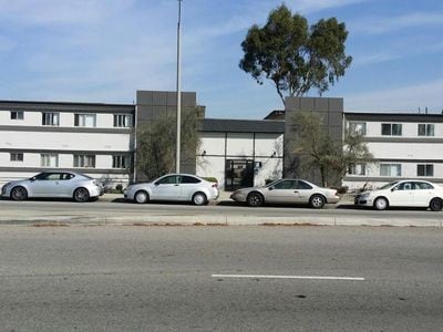 Primary Photo - 3313 Artesia Blvd