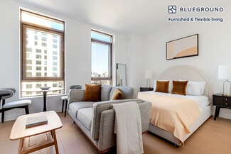 Building Photo - 482 Kent Ave