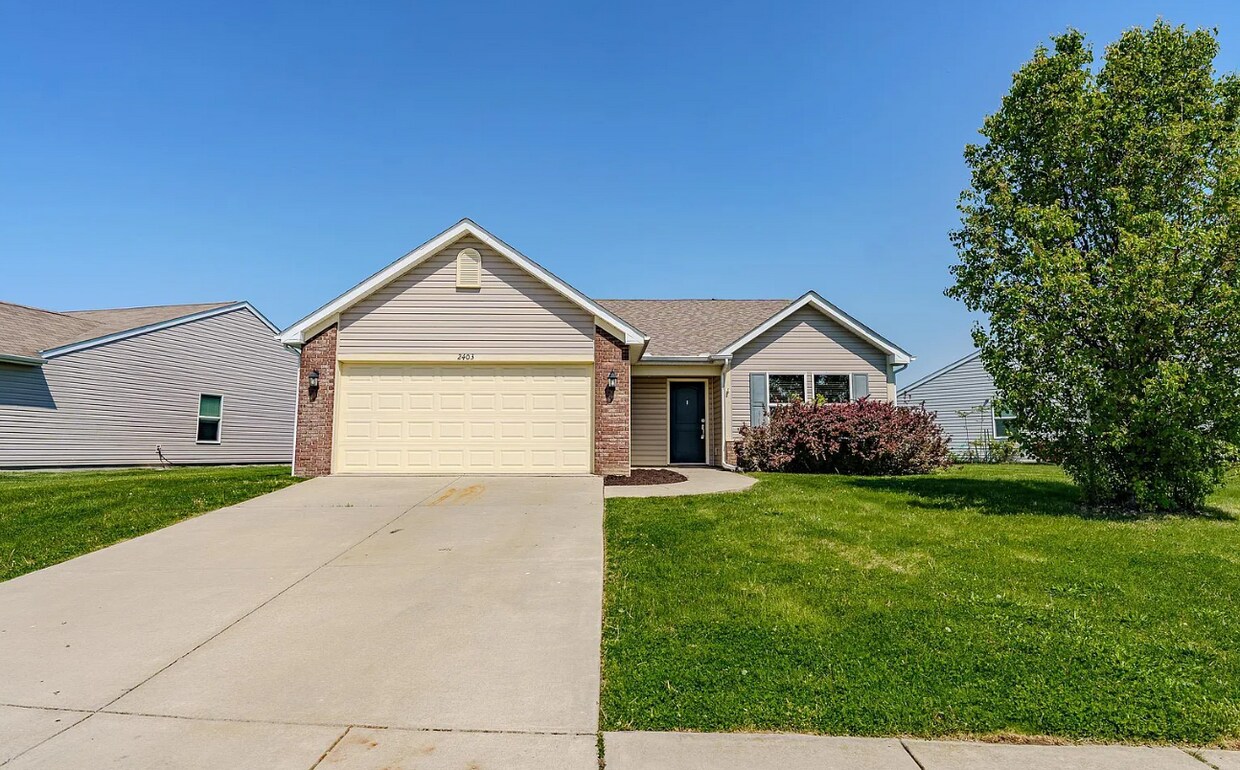 Primary Photo - 2403 Cushing Dr