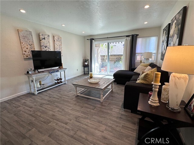 Building Photo - 26094 Serrano Ct