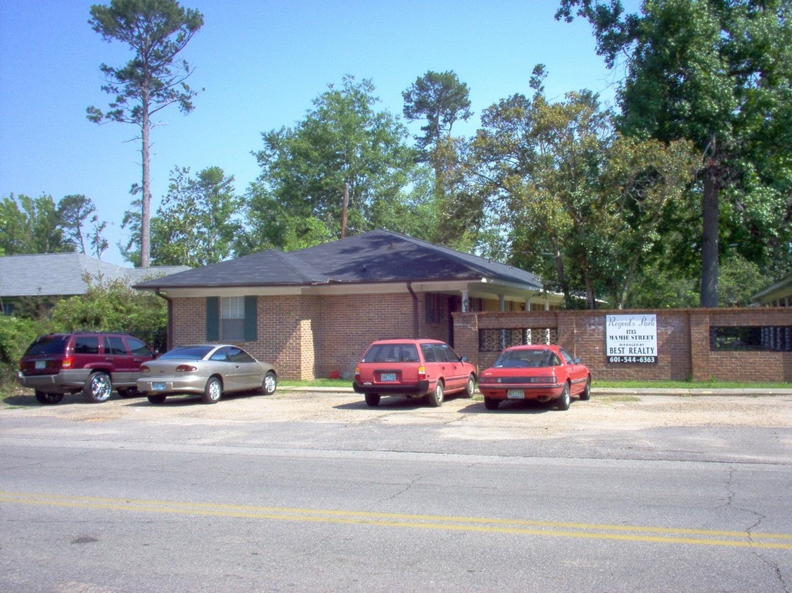 1715 Mamie St, Hattiesburg, MS 39401 Apartments in Hattiesburg, MS