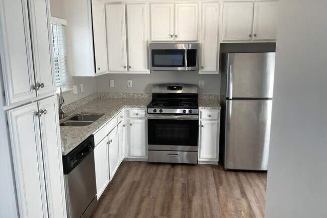 Building Photo - 173 Harwell Rd