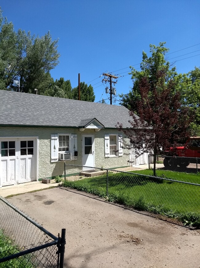 1009 S. 2nd St. #2 - 1009 S 2nd St