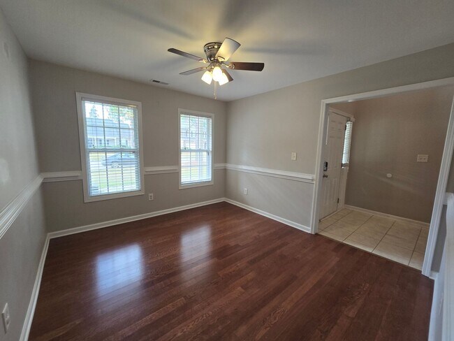 Foto del edificio - New Listing!!