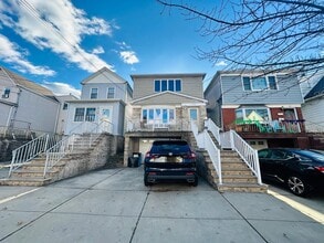 Building Photo - 126 W 25th St