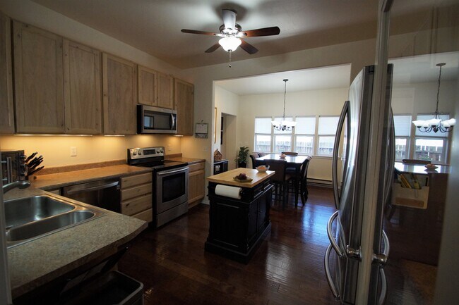 Foto del edificio - 864 Riverside Ave