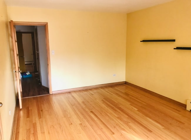 Building Photo - 2533 S 57th Ct