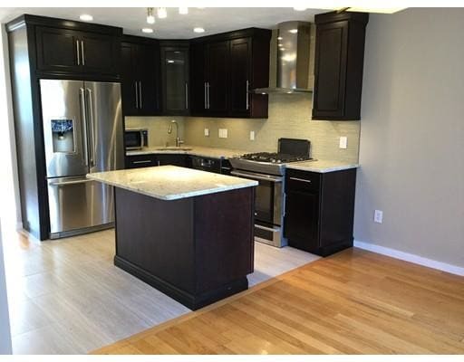 Building Photo - 17 Merlin Ct