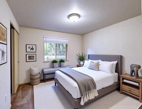 Building Photo - 2107 Willows Rd