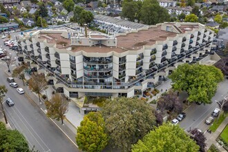 Building Photo - James Bay Square