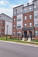 Building Photo - 13321 Coalfield Station Ln