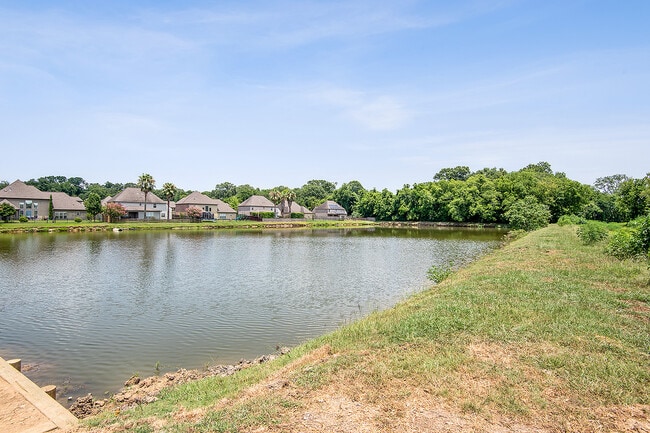 Building Photo - 12170 Canterbury park dr