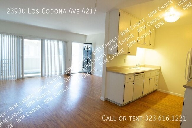 Foto del edificio - 23930 Los Codona Ave