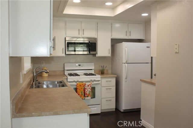 Building Photo - 17041 A Ln
