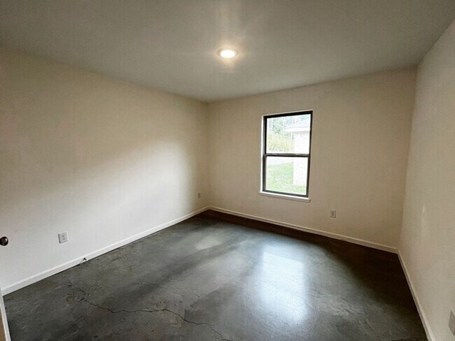 Foto del edificio - Charming 3-Bedroom Retreat in the Heart of...
