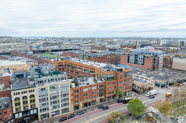 1180-1200 Washington Street se encuentra en South End Boston. - Laconia Lofts