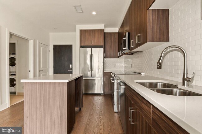 Foto del edificio - 2550 17th St NW