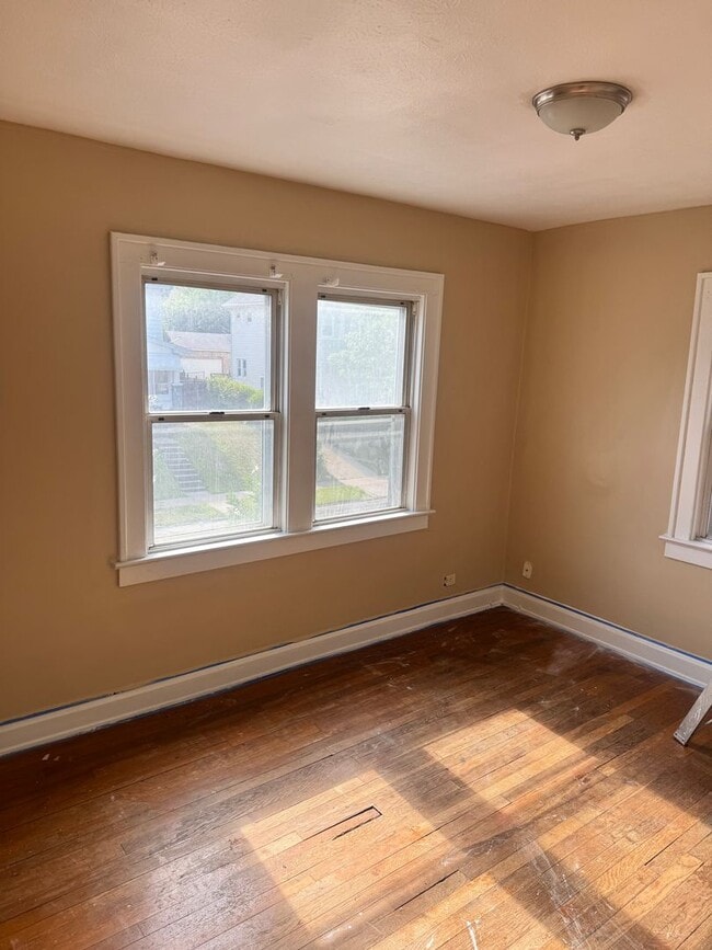 Foto del edificio - 4912 E 84th St