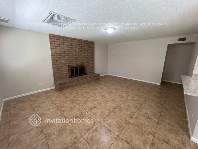 Building Photo - 5301 W Wood Dr