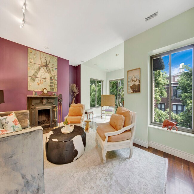 Foto del edificio - 929 W Ainslie St