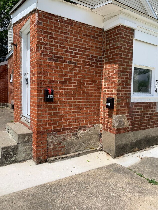 Primary Photo - 504 Beethoven St