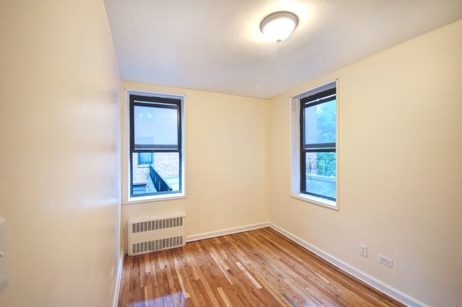 Building Photo - 83-20 141st St