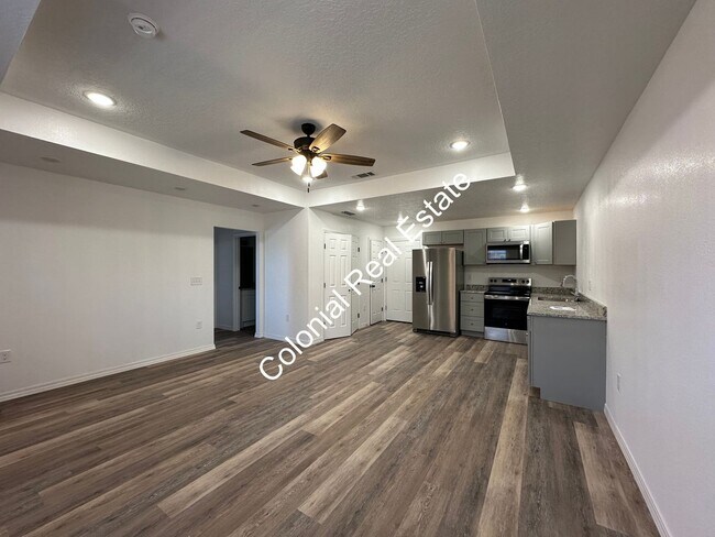 Foto del edificio - 2512 E 14th St