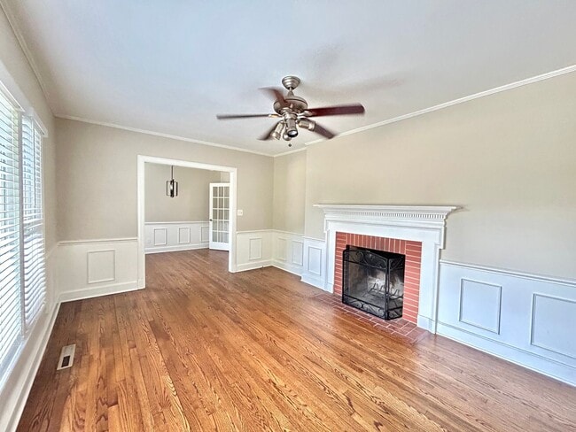 Building Photo - 766 Timber Ln