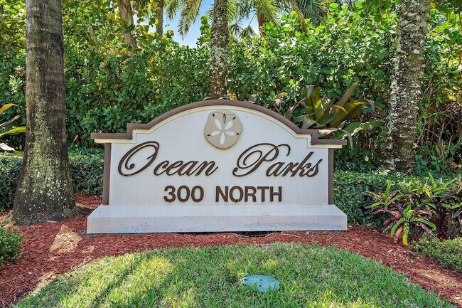 Building Photo - 300 N Hwy A1A