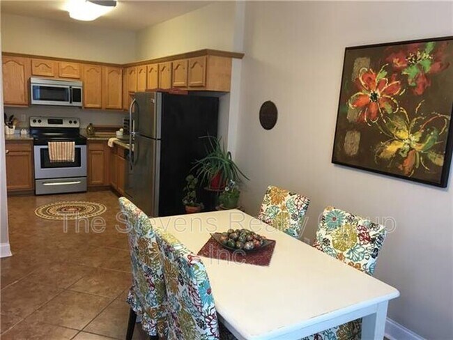 Foto del edificio - 102 Covington Meadow Cir