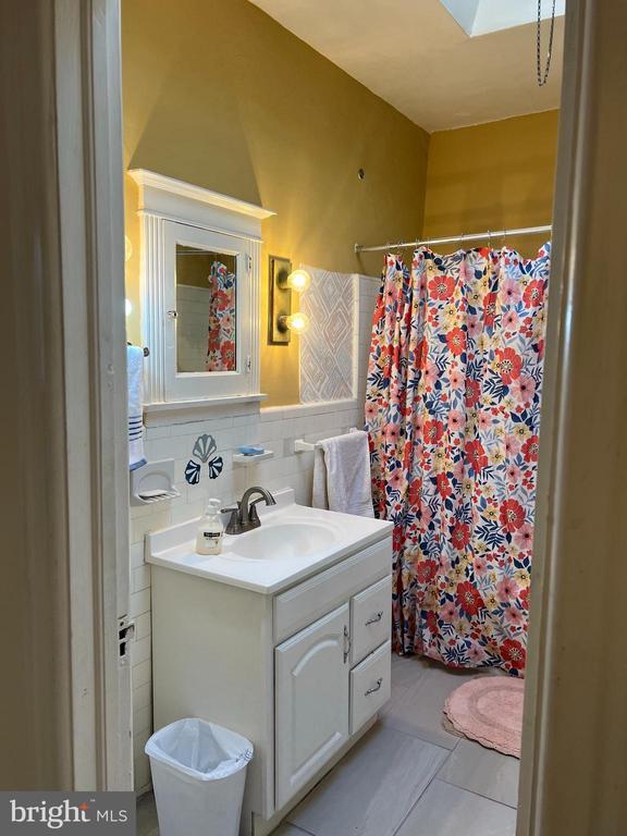 Foto del edificio - 1630 Conlyn St