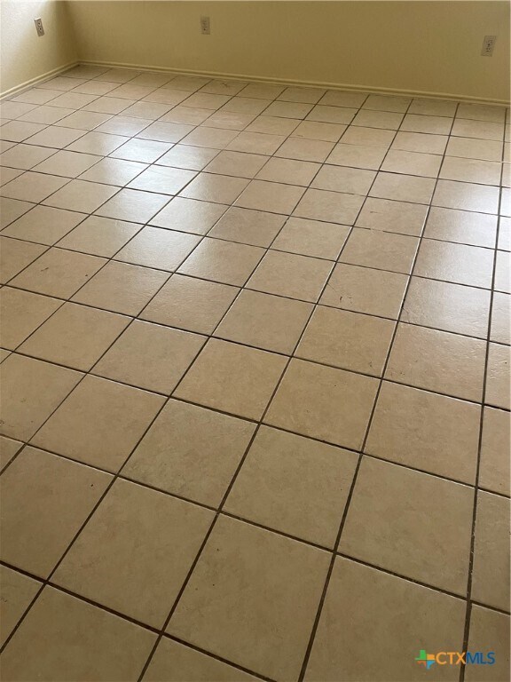 Foto del edificio - 2404 Bluebonnet Dr