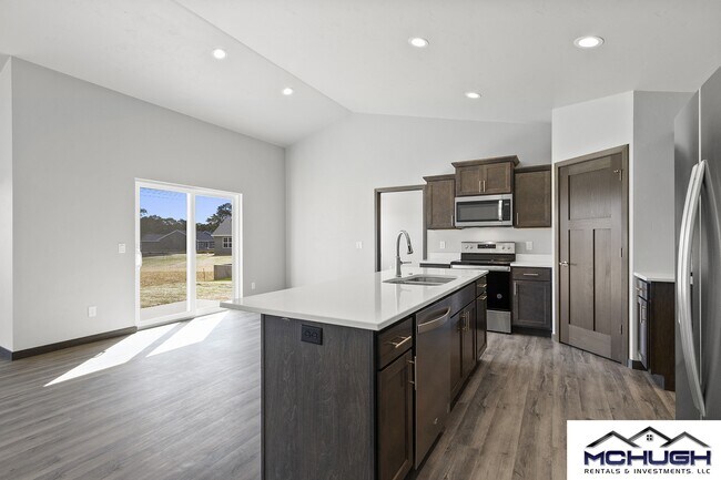 Foto del edificio - 1744 Patriot Way