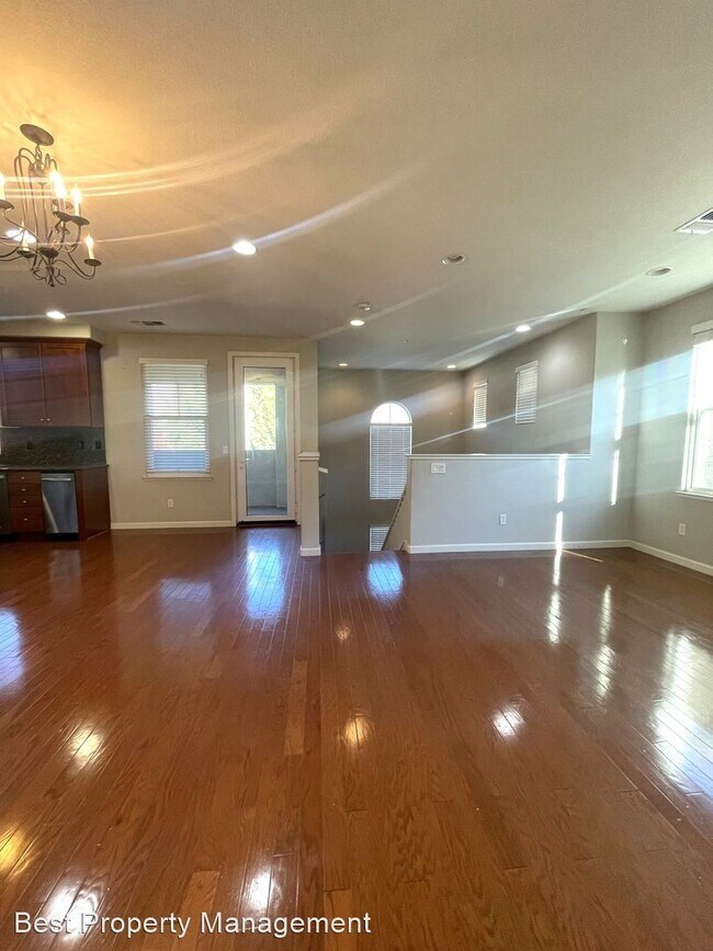 Foto del edificio - 2 br, 2 bath House - 48970 Lady Fern Common