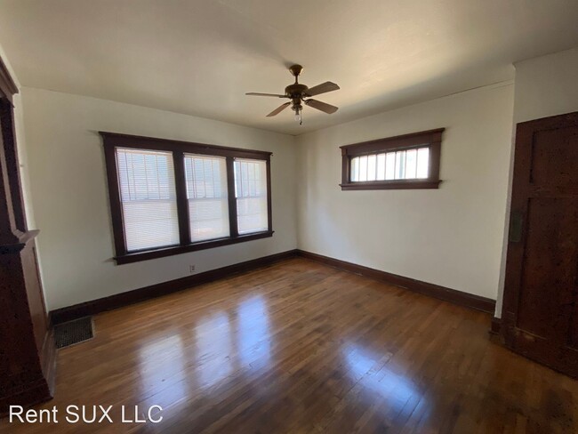 Foto del edificio - 3 br, 2 bath House - 1505 W PALMER AVE