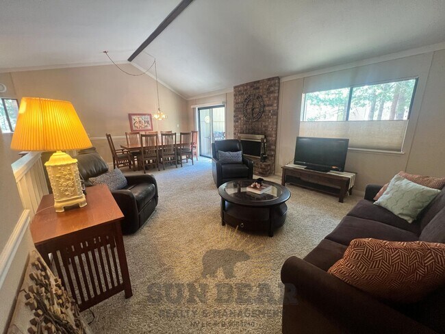 Foto del edificio - 811 Southwood Blvd