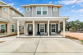 Building Photo - 724 S N St Building Photo - 724 S N St