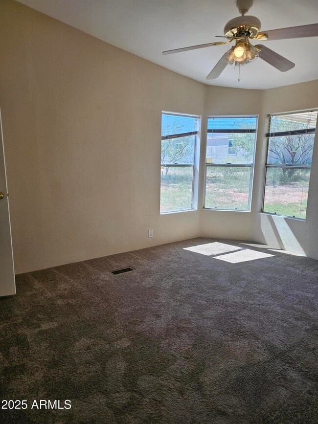 Building Photo - 4424 S Santa Lucia Ave