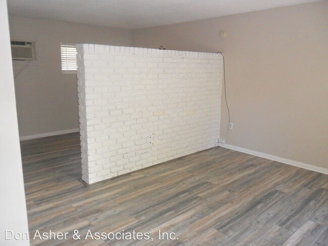 Foto del edificio - 1219 E Gore St