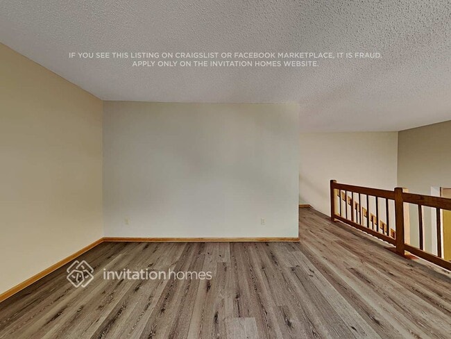 Building Photo - 5565 Knoll Dr