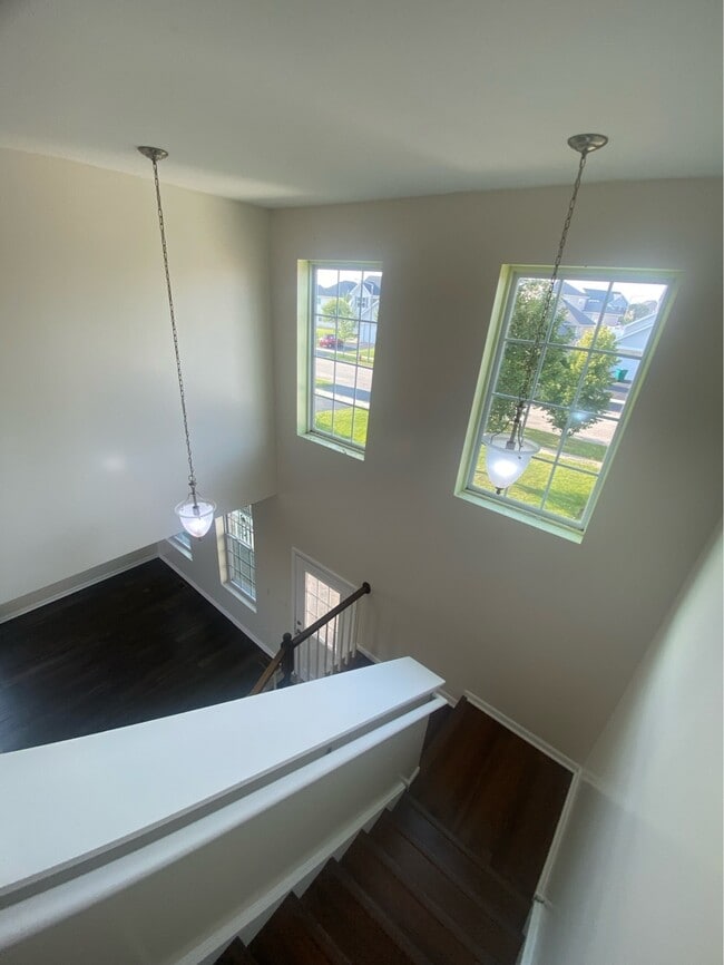 Building Photo - 8114 Seward Rd