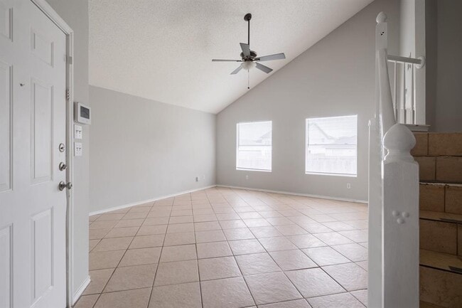 Building Photo - 3506 Hawk View Cove