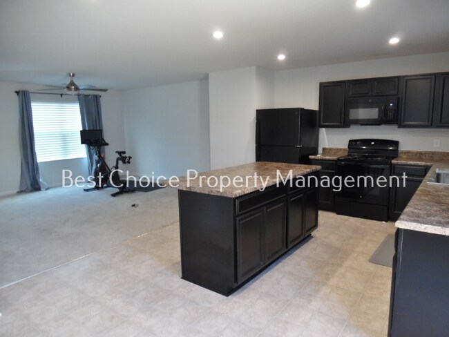 Building Photo - 114 Wedgemere Dr